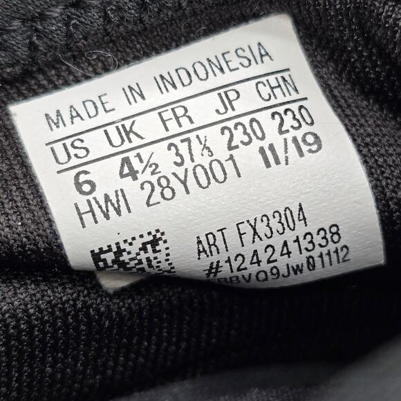 adidas Cloudfoam Lite Racer M Width Athletic Shoes for Women  Adidas Lite Racer Shoes Womens 6 Black White Cloudfoam Slip On Athletic Sneakers